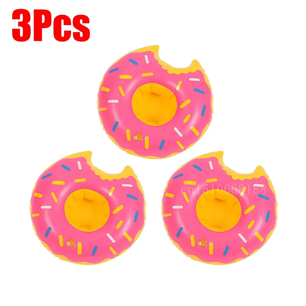 Bring tropical vibes to your next beach day or pool party with this Mini Coconut Tree & Flamingo Inflatable Drink Holder ! Made from durable PVC, it's lightweight, easy to inflate, and keeps your beverage floating right beside you.