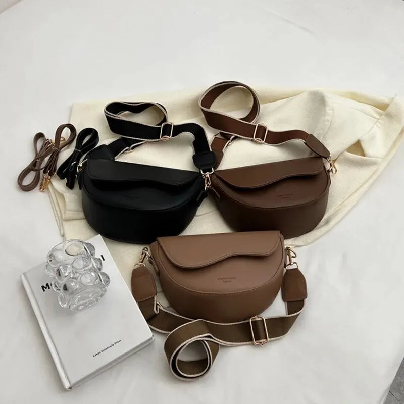 Small Saddle Shoulder Bag