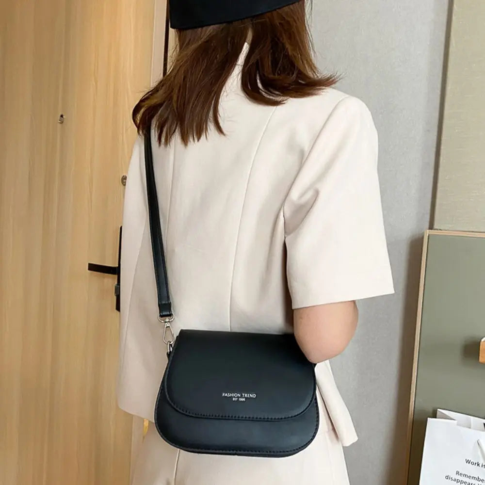 Trendy Saddle Shoulder Bag