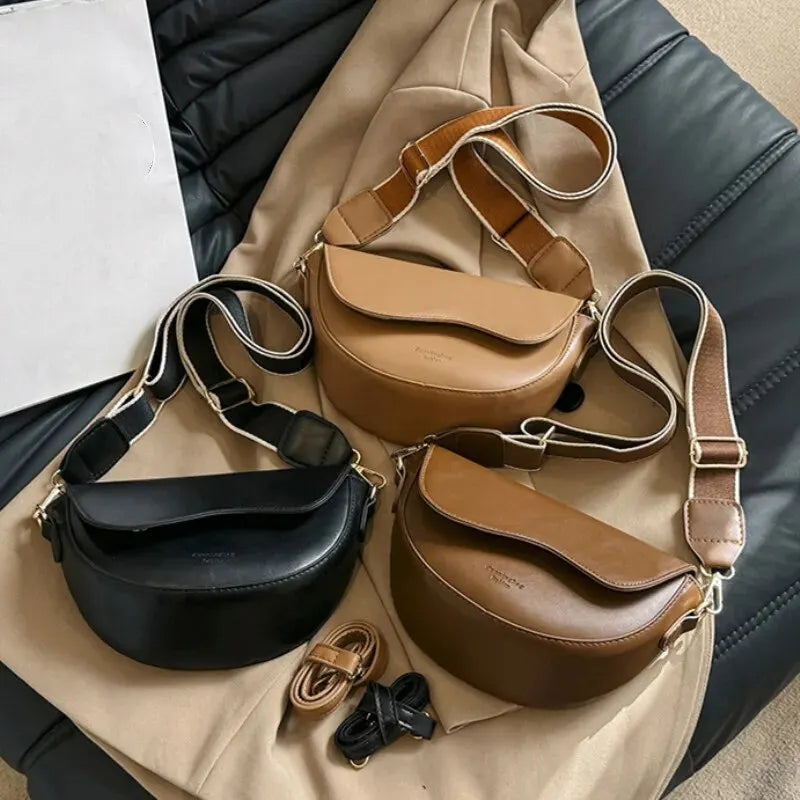 Small Saddle Shoulder Bag