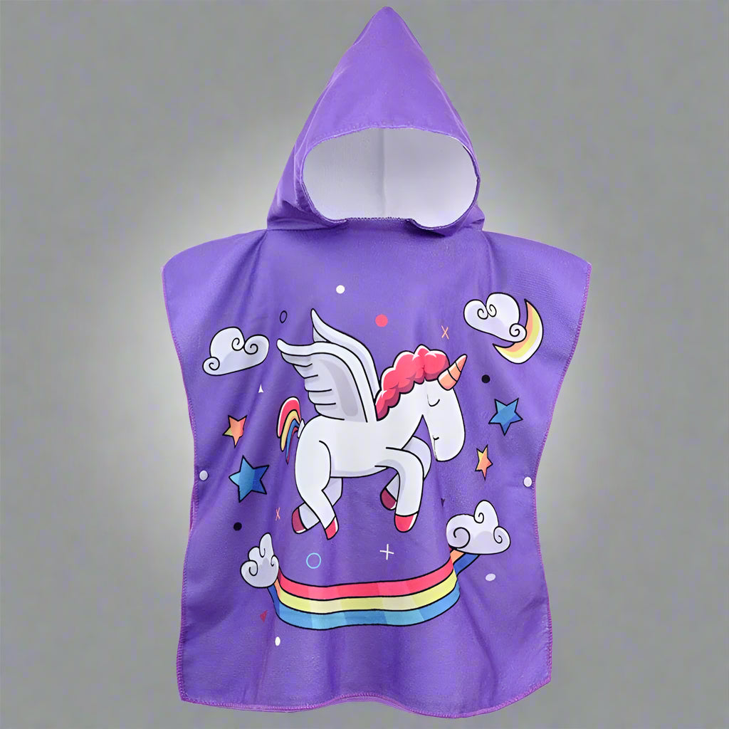 Kids purple hooded bath towel with unicorn design, perfect for fun and cozy bath times.
