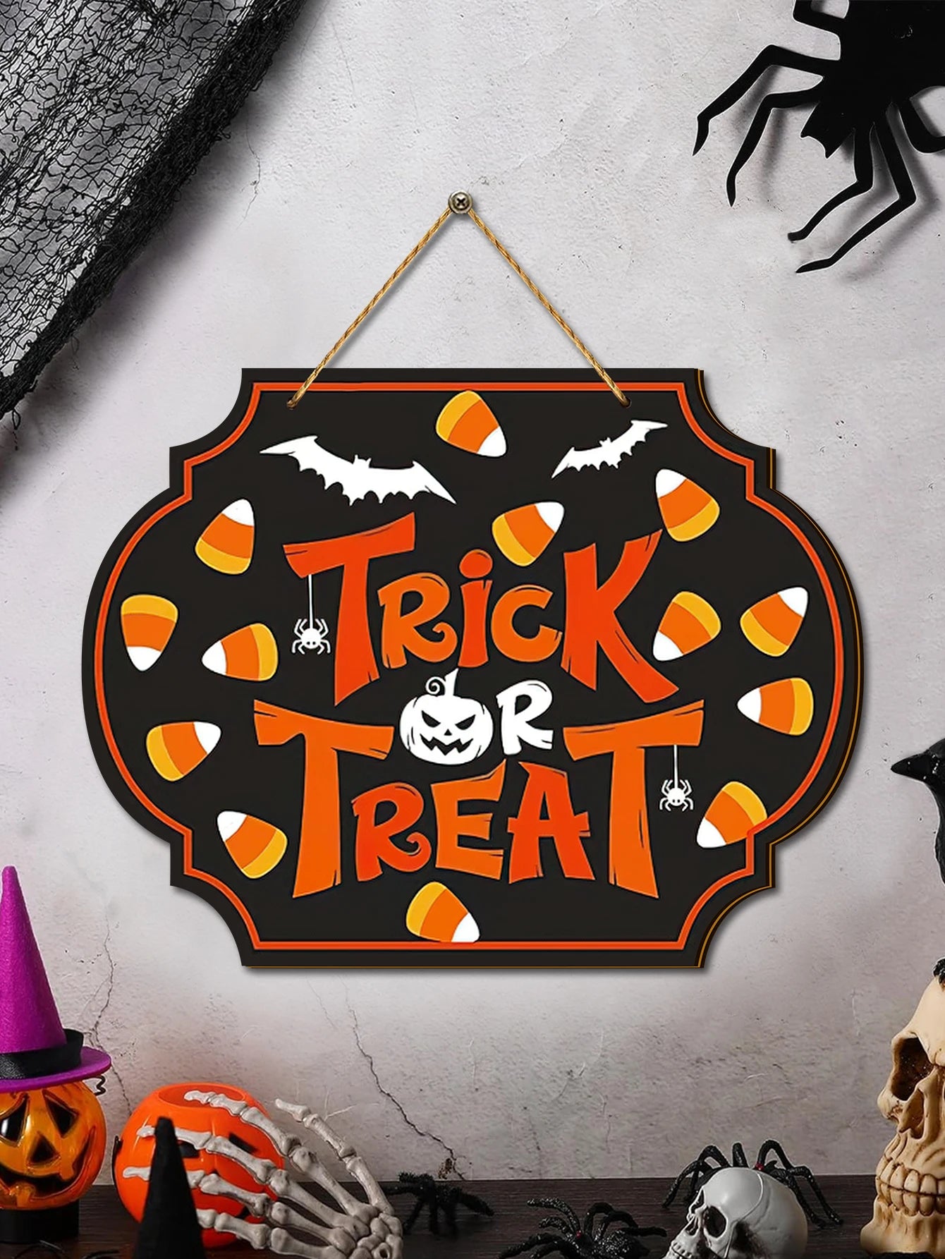 Wooden “Trick Or Treat” Halloween Sign