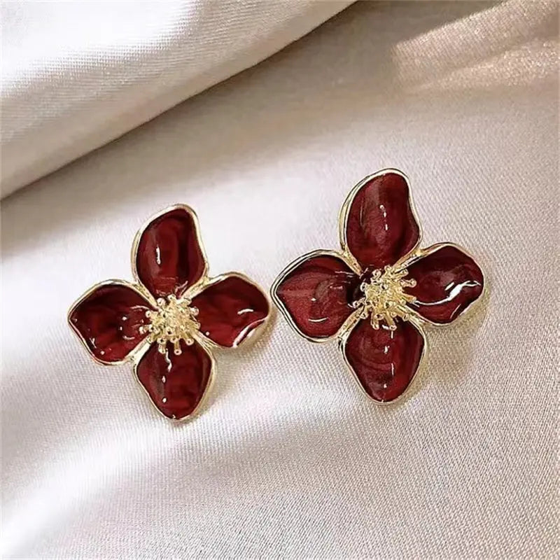 LATS Metal Flower Retro Earrings