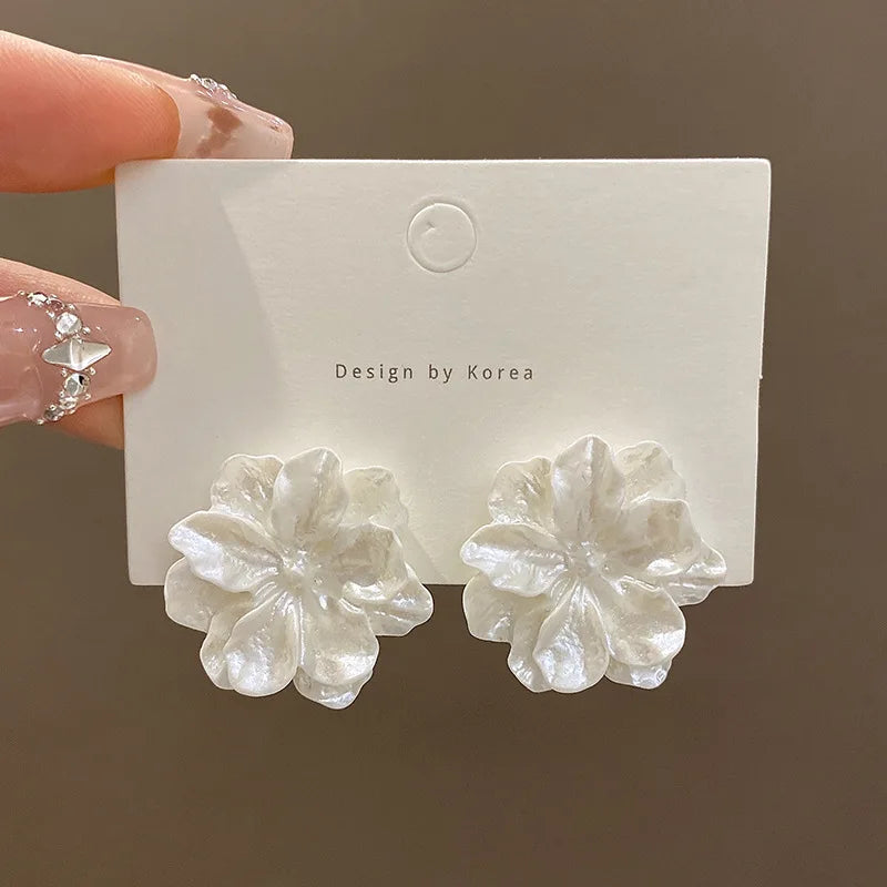 Big White Camellia Flower Stud Earrings – Resin Statement Jewelry